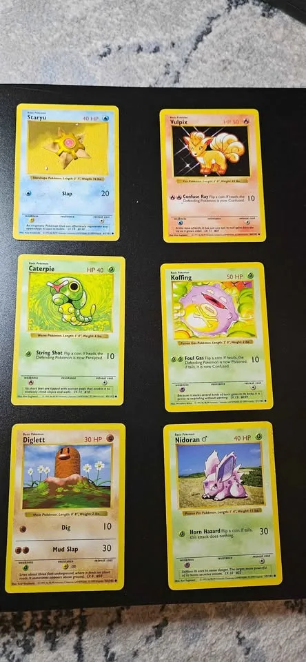 VINTAGE Shadowless Pokémon cards lot4 image indicator(2)
