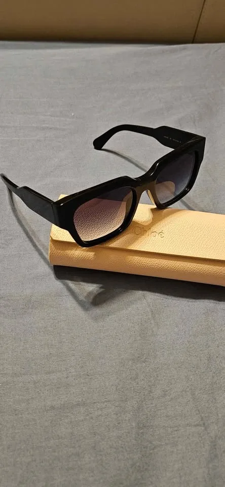 Women's sunglasses. BRAND NEW image indicator(3)