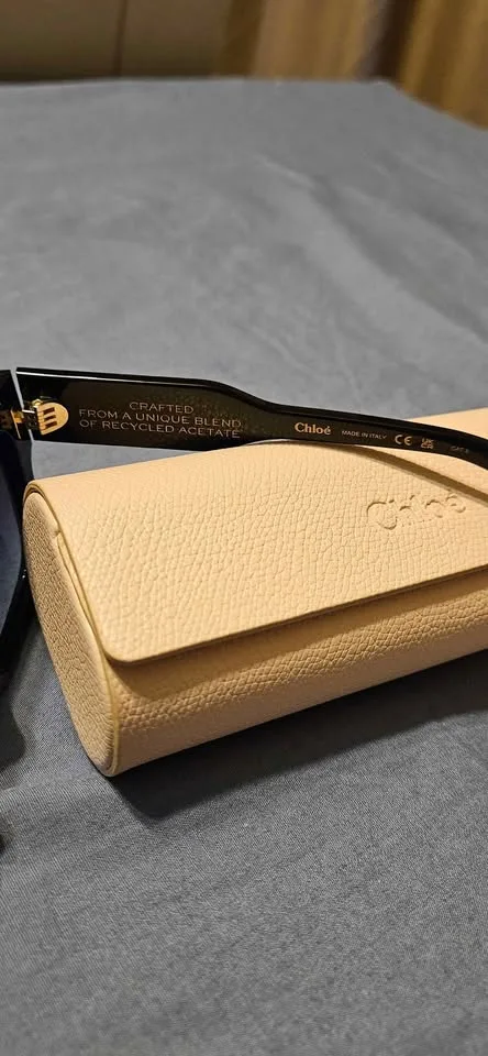 Women's sunglasses. BRAND NEW image indicator(6)