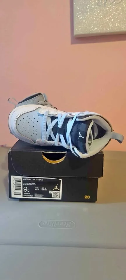 Boys Retro Jordan 1 thumbnail