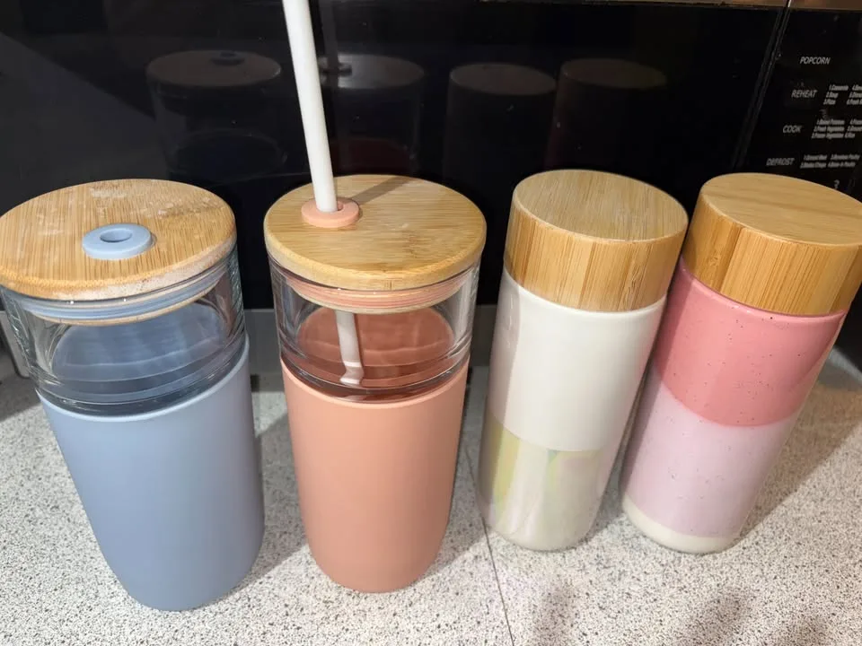 Glass Waterbottles image indicator(2)