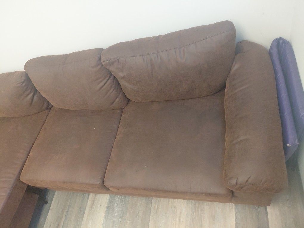 Living Room Sofa - photo 3