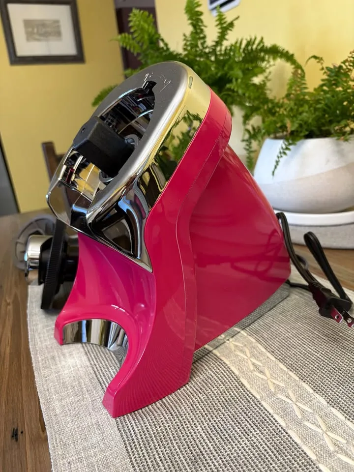 Yonanas Deluxe Frozen Dessert Maker image indicator(2)