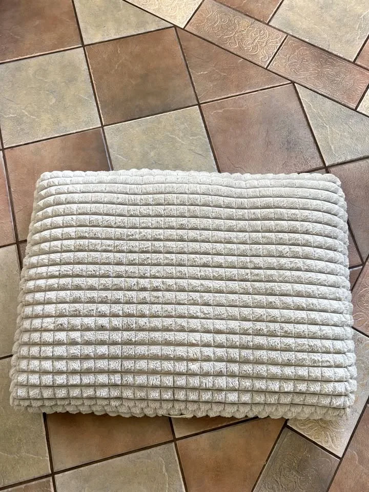 Grey Memory Foam Dog Bed thumbnail