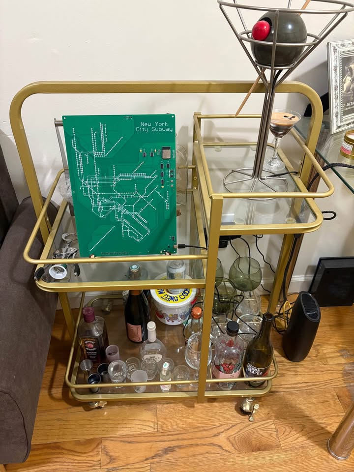 Gold and glass bar cart - photo 2