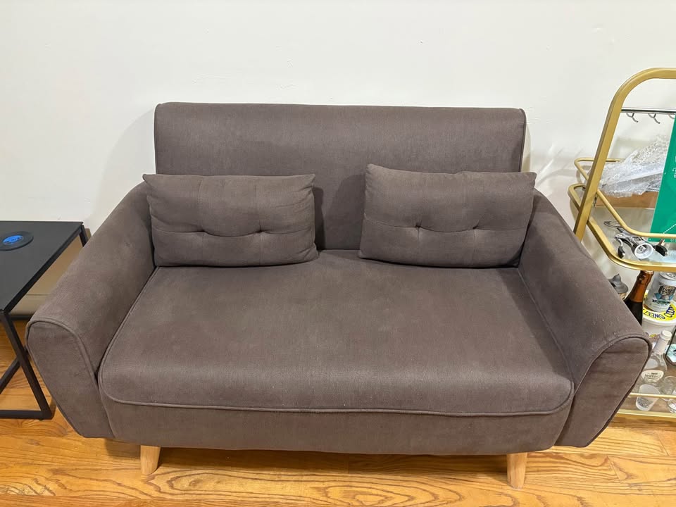 Brown loveseat (perfect for small apartments!) - photo 2