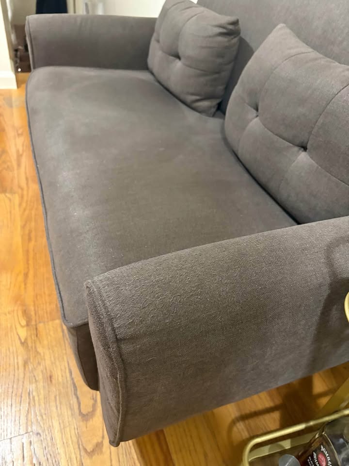 Brown loveseat (perfect for small apartments!) - photo 5