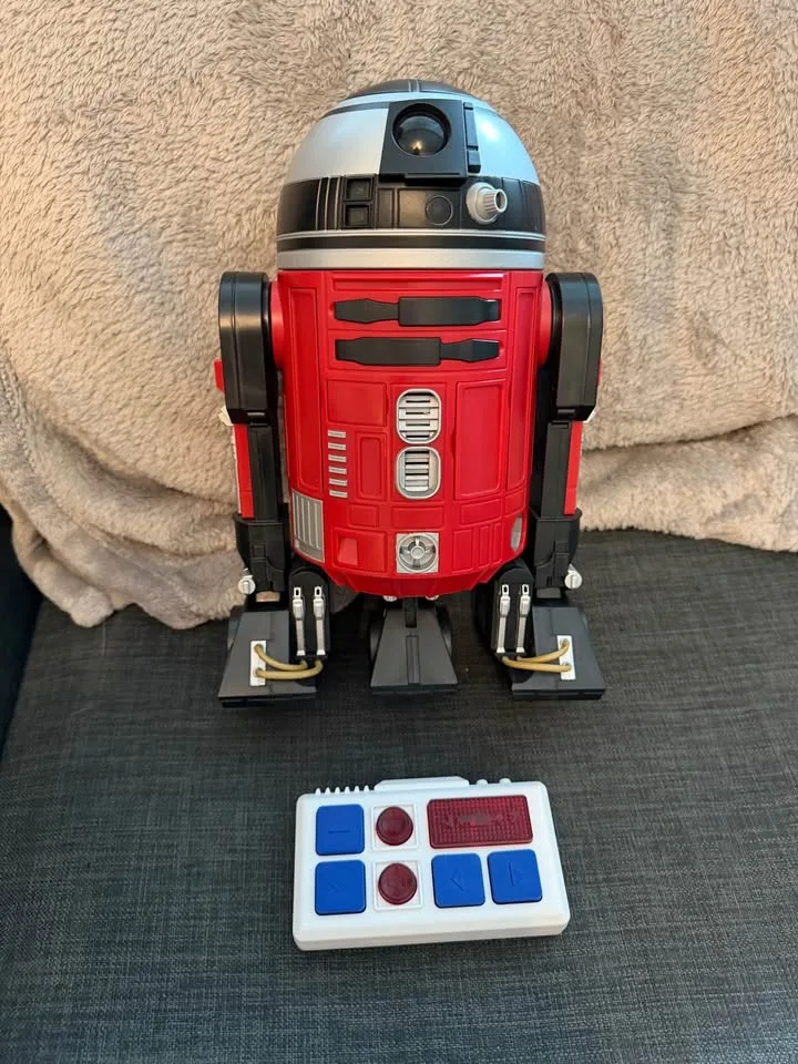 Star Wars remote controlled astromech droid image indicator(2)