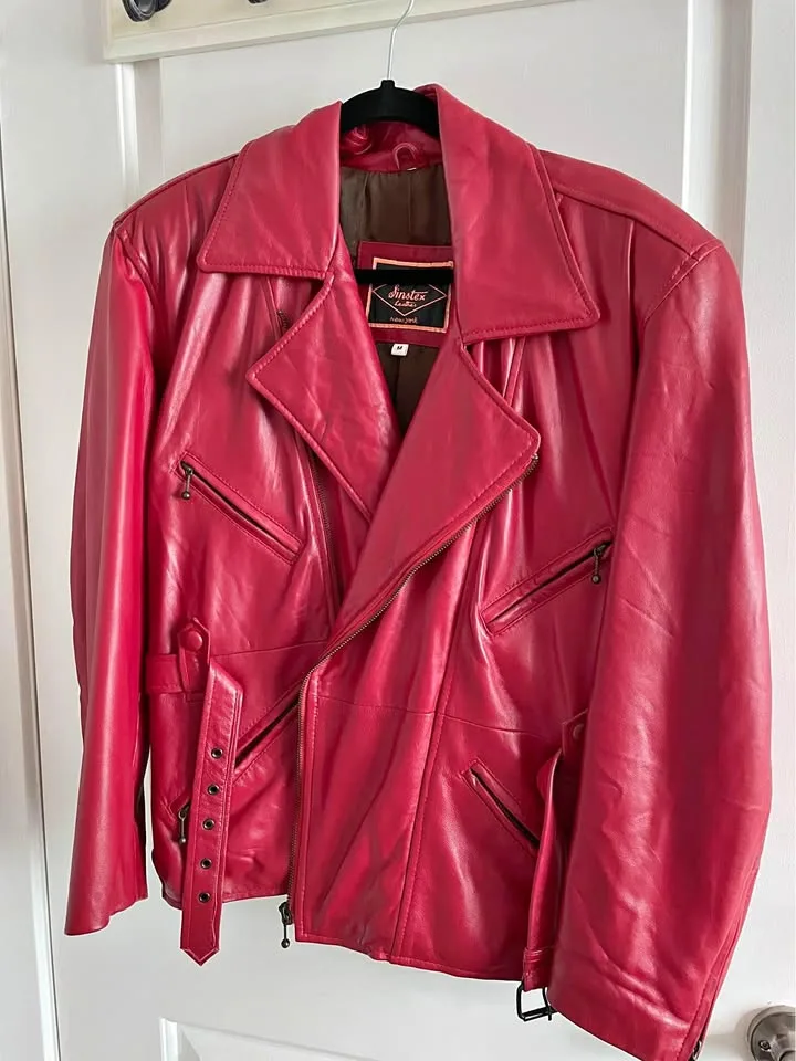 NEVER WORN Women’s Vintage Red Leather Jacket thumbnail
