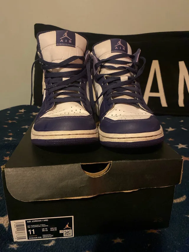 Nike Air Jordan 1 Mid Sky J Purple Size 11 image indicator(2)