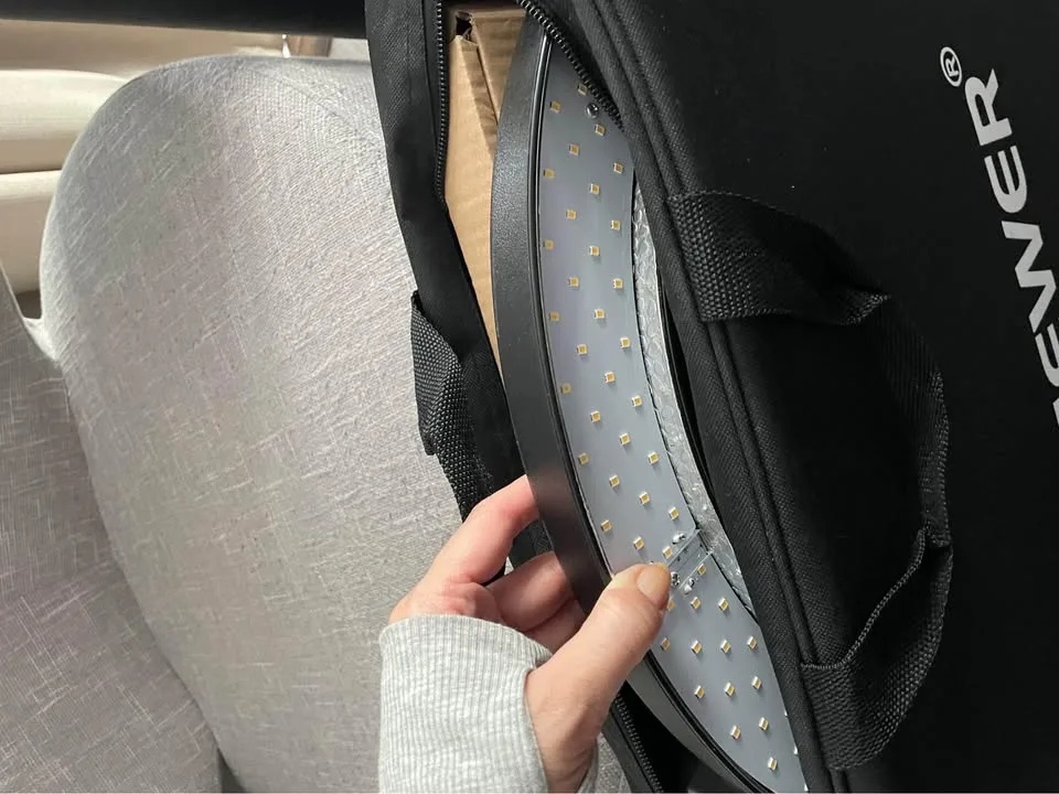 BRAND NEW Neewer Photo and Video Lighting Kit image indicator(7)