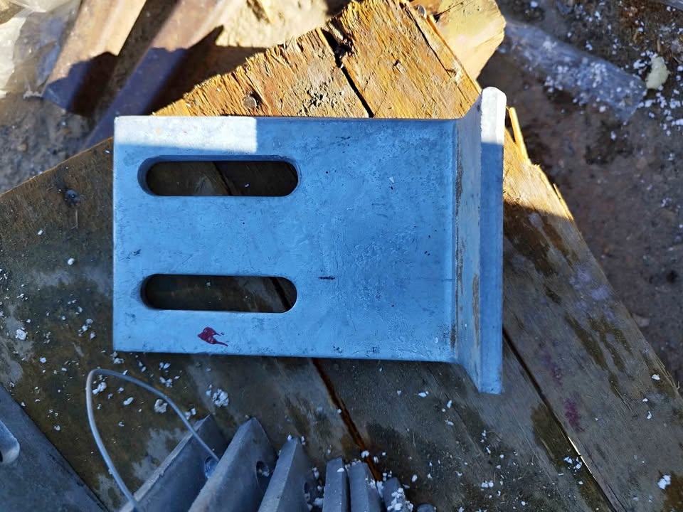 Iron Wall Bracket L Type
