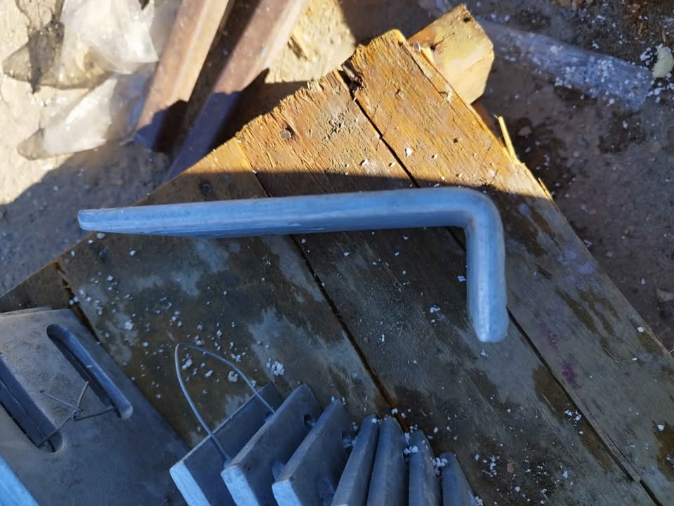 Iron Wall Bracket L Type - photo 3
