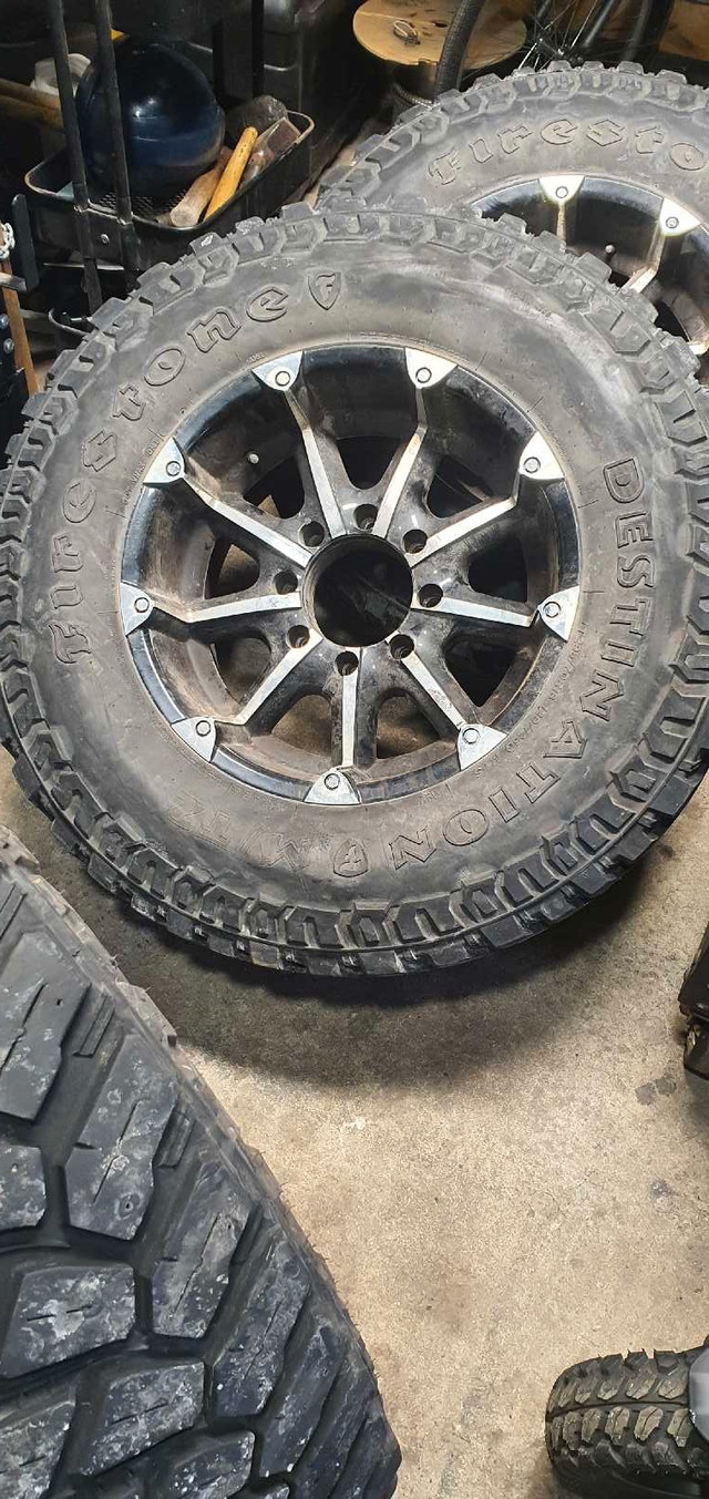 Firestone destination 295/70/18 tires 8x170 rim - photo 3