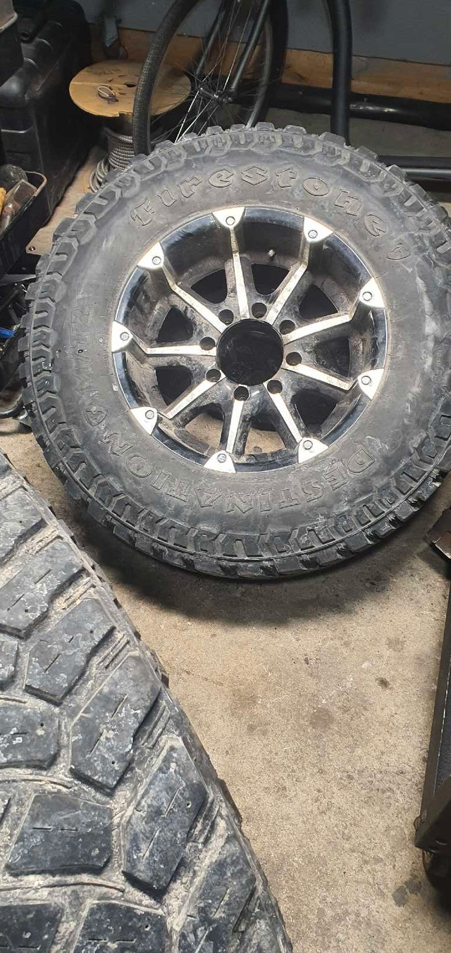 Firestone destination 295/70/18 tires 8x170 rim - photo 4