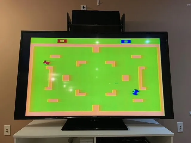 Atari 2600 "Light Sixer" + 37 Games image indicator(2)