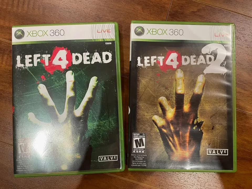 Xbox 360 Gears of War 3 Limited Edition Bundle image indicator(10)