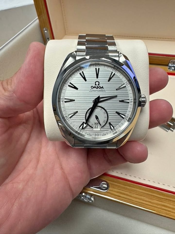 Omega Aqua Terra Small Seconds