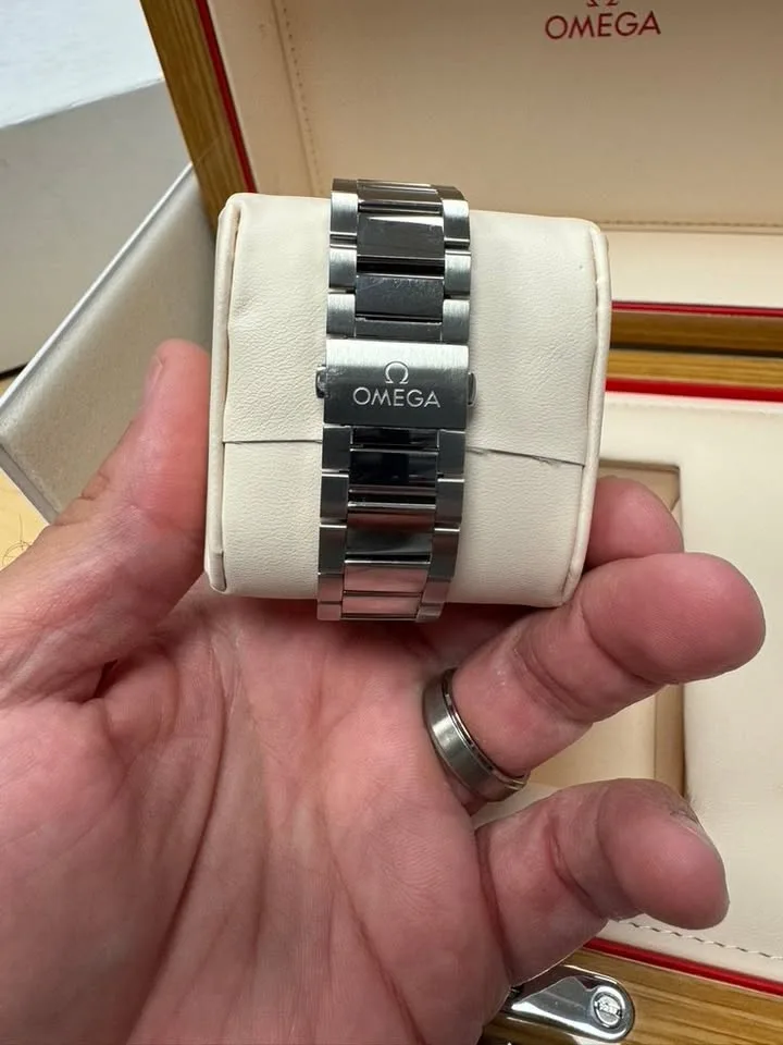 Omega Aqua Terra Small Seconds image indicator(5)