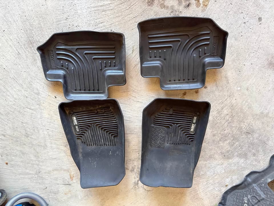 Husky floor liners for Jeep JK/JKU