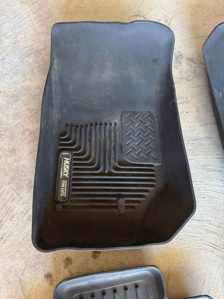 Husky floor liners for Jeep JK/JKU - photo 3