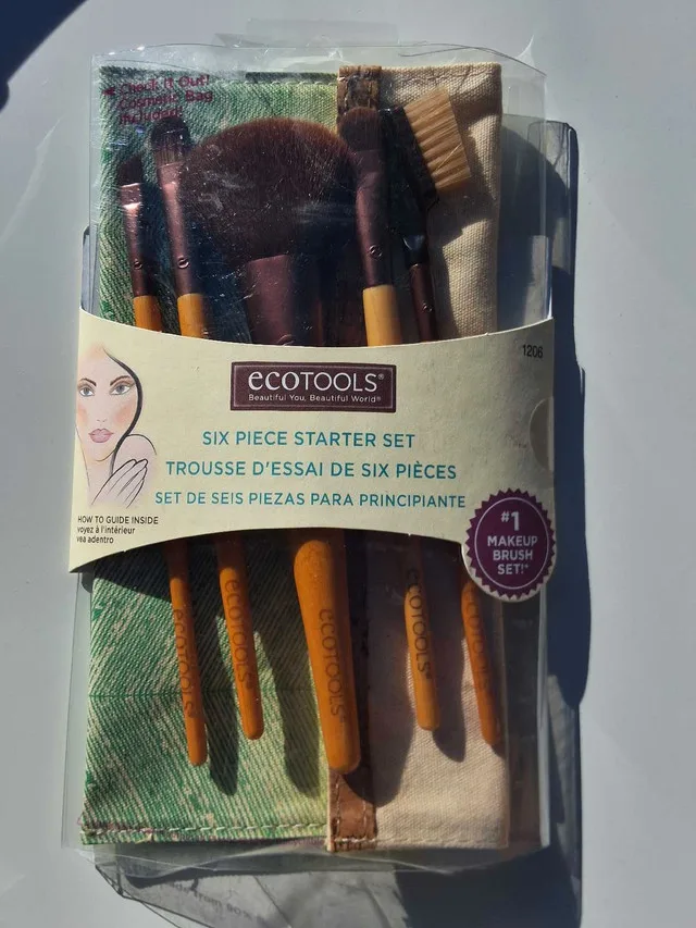 Makeup Brushes Set (New, Sealed) image indicator(3)