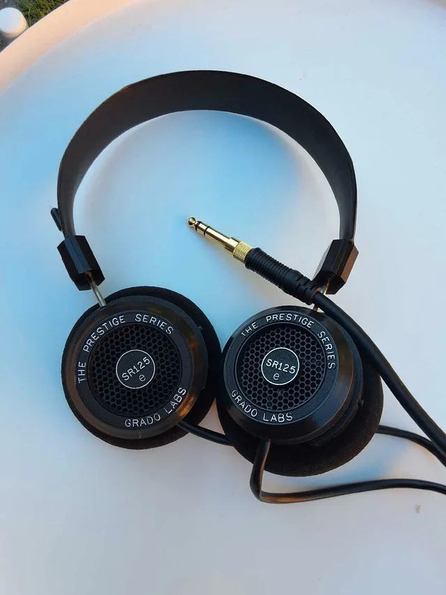 Grado SR125e Headphones image indicator(2)