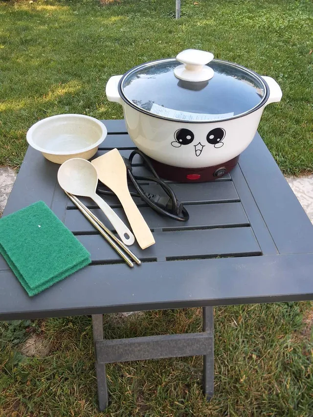 Electric Hot Pot / Wok / Skillet (New) image indicator(2)