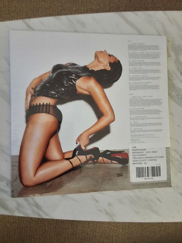 Demi Lovato Vinyl LP Record - Confident (Sealed) image indicator(2)