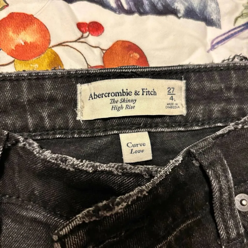 Abercrombie Jeans thumbnail