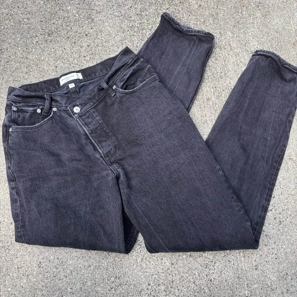 Curve Love Abercrombie Jeans image indicator(2)