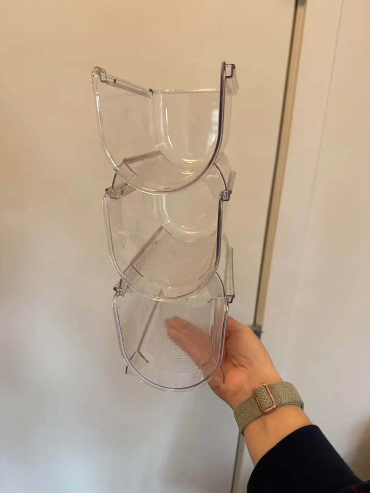 Fridge Stackable Wine containers image indicator(2)