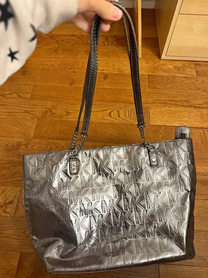 Micheal Kors Metallic silver Tote thumbnail