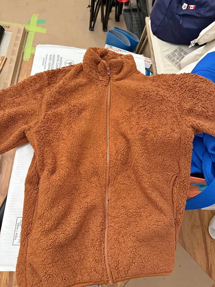 Uniqlo Fleece Zipup thumbnail