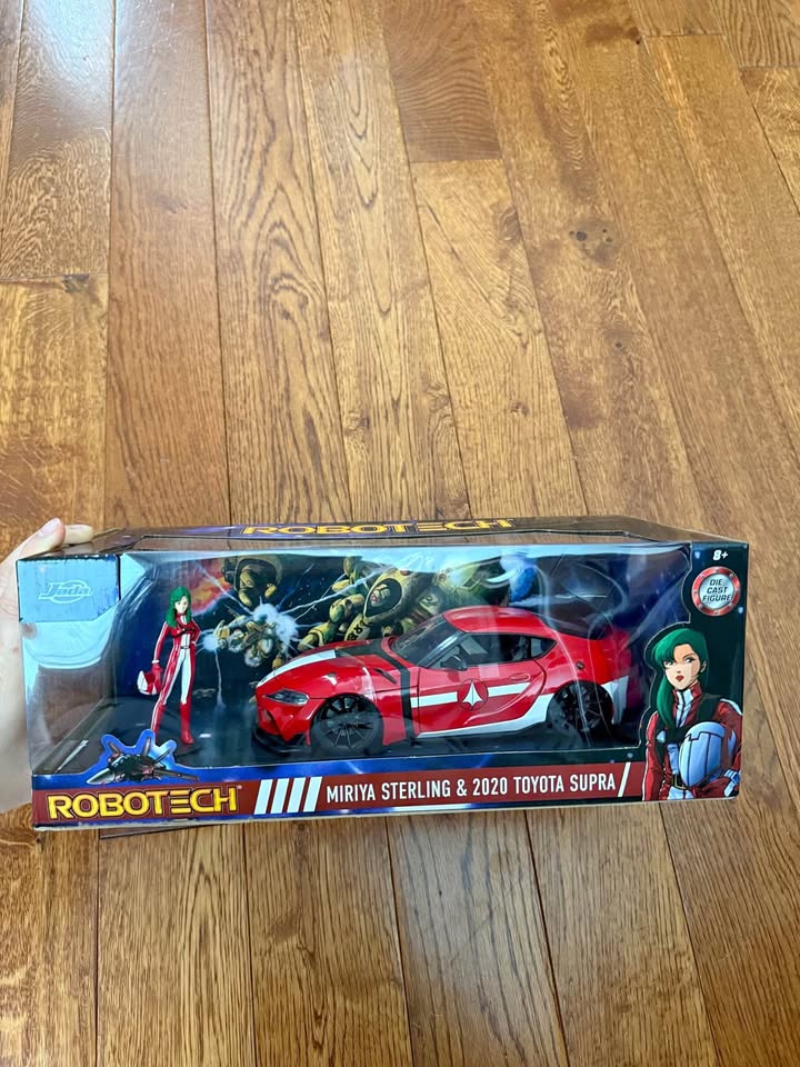 ROBOTECH (MACROSS) Die Cast Figure 1:24