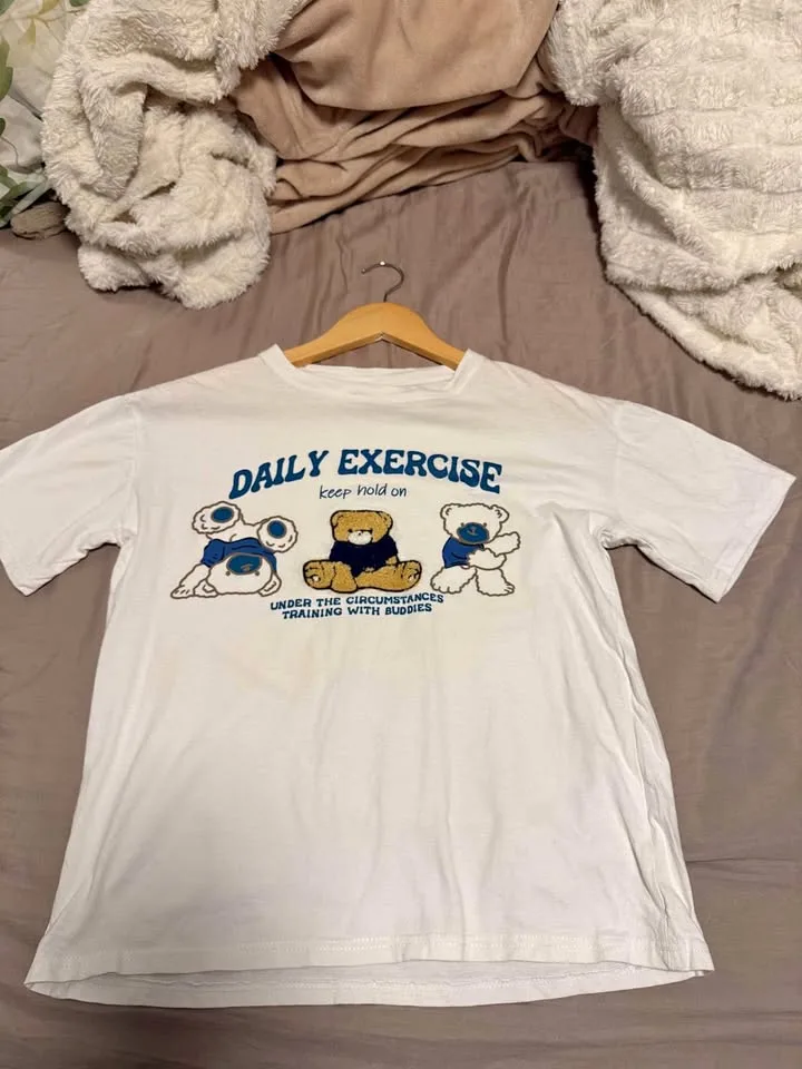 Cute T-shirt thumbnail