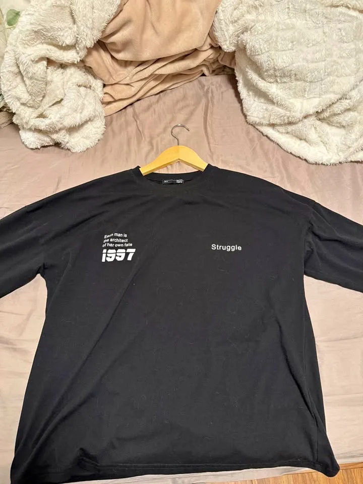 long sleeve top thumbnail