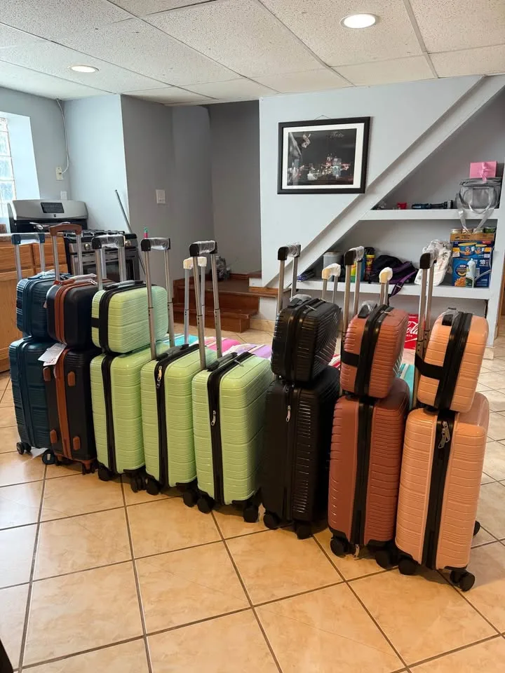 Carry Ons image indicator(3)