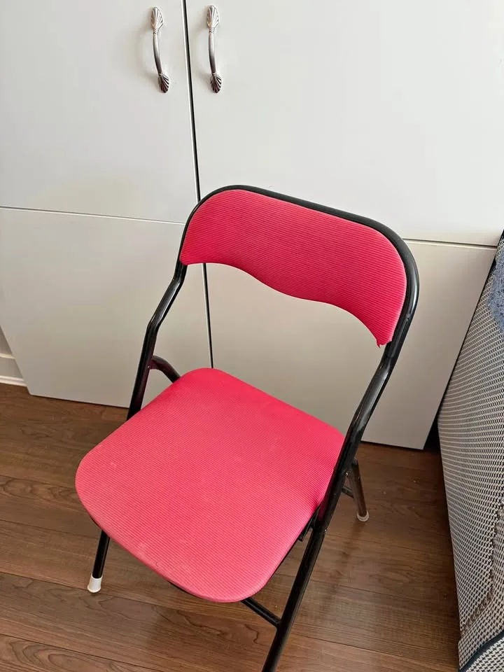 Chair thumbnail