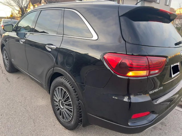 2019 Kia Sorento AWD image indicator(4)