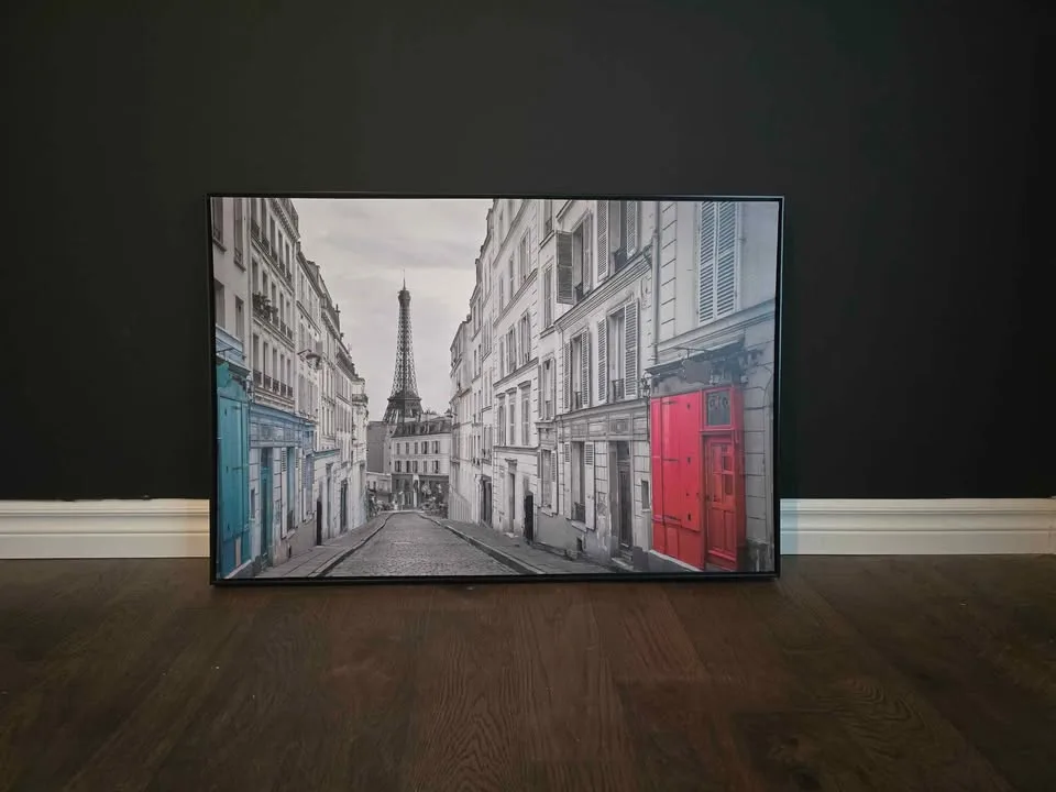 Black Framed Paris Canvas image indicator(2)