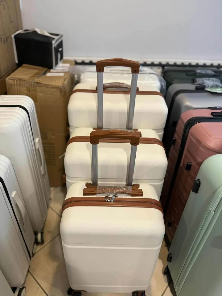 Luggage 🧳 image indicator(3)