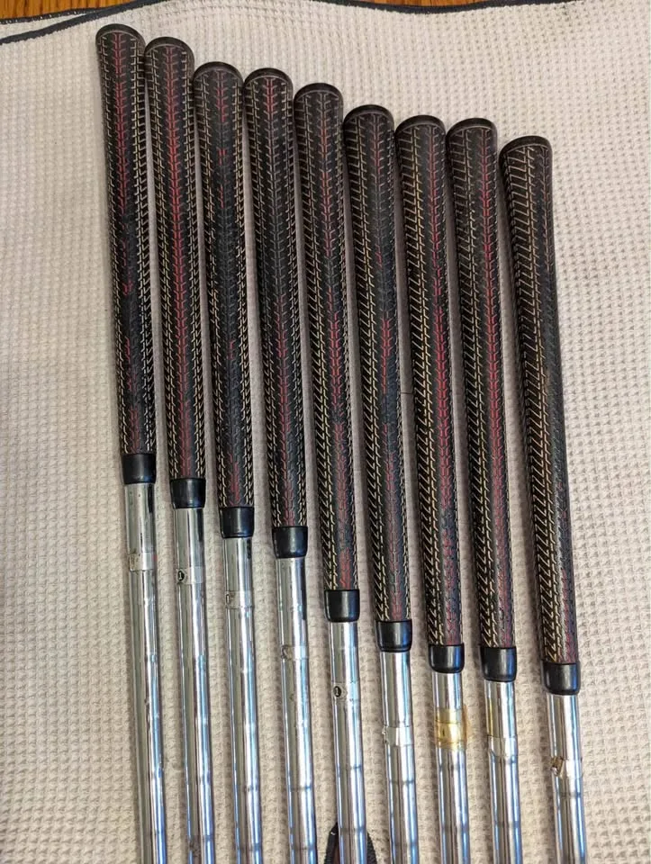 RH MacGregor Tourney DX Irons (2-9, PW) image indicator(4)