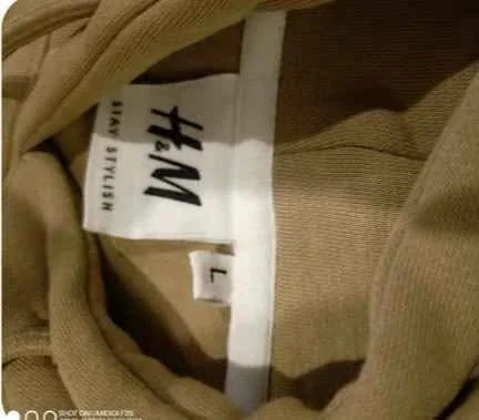 Brand new hoodie size Large by H&M image indicator(2)