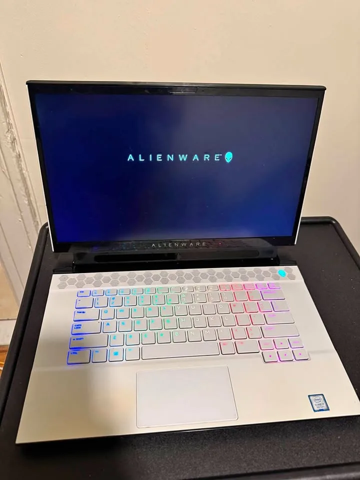Alienware M15 r2 Gaming Laptop