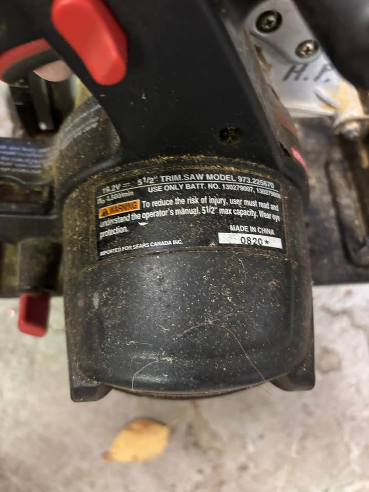 Craftsman Cordless Saw and Drill - photo 2