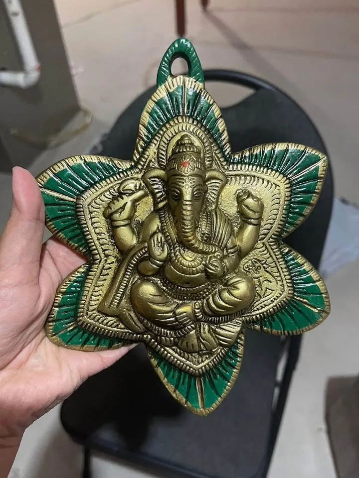 Ganesha Flower Metal Wall Decor image indicator(3)