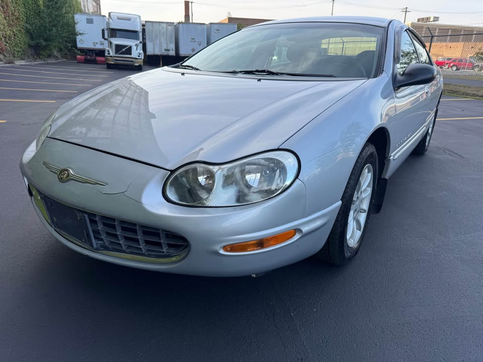 2000 Chrysler Concorde · LX Sedan 4D - photo 2