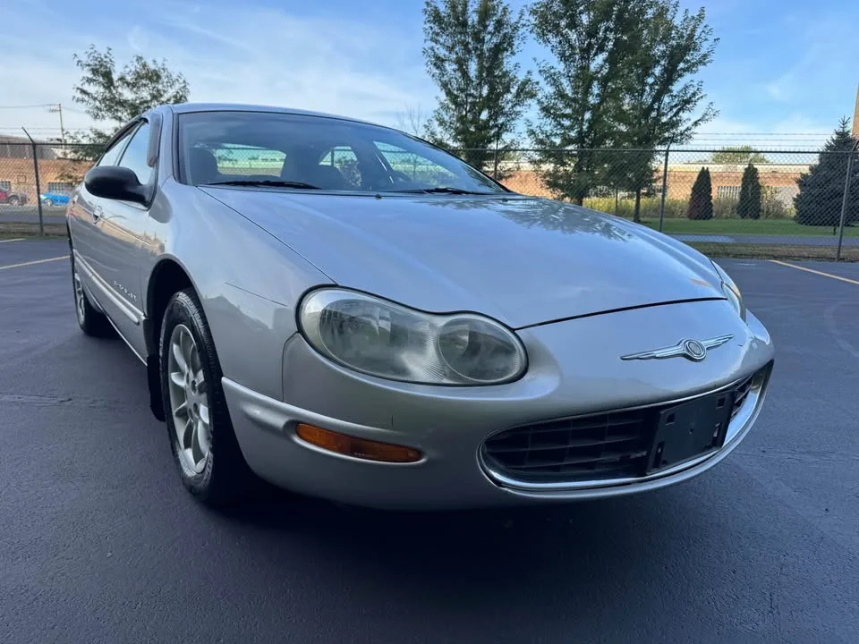 2000 Chrysler Concorde · LX Sedan 4D image indicator(3)