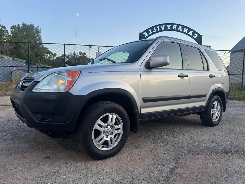 2004 Honda CR-V · EX Sport Utility 4D image indicator(2)